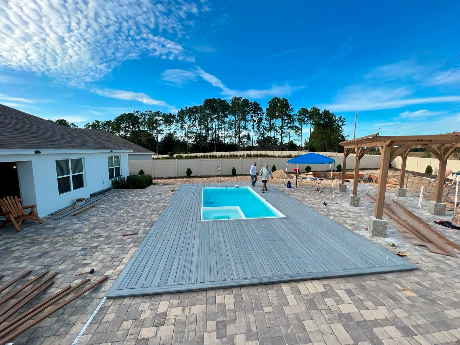 Fiberglass Pool Installation - Fast and Reliable - by Fast Band